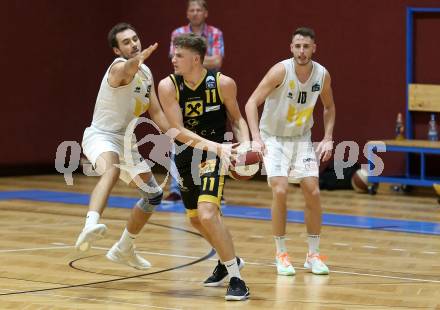 Basketball Austria Cup. Woerthersee Piraten gegen Fuerstenfeld Panthers.  Alen Repac, Martin Bajc (Piraten), Roland Reinelt (Fuerstenfeld). Klagenfurt, am 20.9.2020.
Foto: Kuess
www.qspictures.net

---
pressefotos, pressefotografie, kuess, qs, qspictures, sport, bild, bilder, bilddatenbank