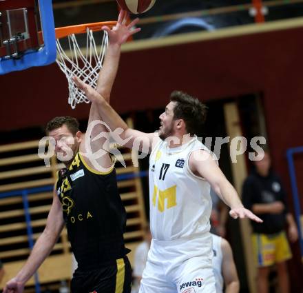 Basketball Austria Cup. Woerthersee Piraten gegen Fuerstenfeld Panthers.  Christof Gspandl (Piraten), Marko Vranjkovic (Fuerstenfeld). Klagenfurt, am 20.9.2020.
Foto: Kuess
www.qspictures.net

---
pressefotos, pressefotografie, kuess, qs, qspictures, sport, bild, bilder, bilddatenbank