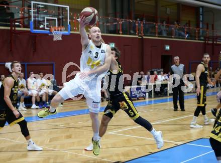 Basketball Austria Cup. Woerthersee Piraten gegen Fuerstenfeld Panthers.  Alen Repac (Piraten), Christoph Villgratter (Fuerstenfeld). Klagenfurt, am 20.9.2020.
Foto: Kuess
www.qspictures.net

---
pressefotos, pressefotografie, kuess, qs, qspictures, sport, bild, bilder, bilddatenbank