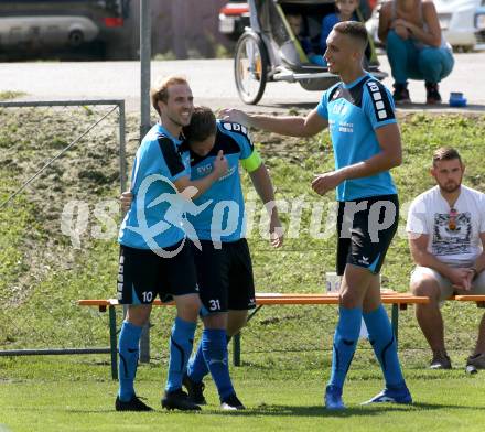 Fussball. Unterliga Ost. Gallizien gegen Grafenstein. Torjubel Raphael Markoutz,  David Tamegger, Tadej Tadic (Gallizien). Gallizien, 20.9.2020.
Foto: Kuess
---
pressefotos, pressefotografie, kuess, qs, qspictures, sport, bild, bilder, bilddatenbank