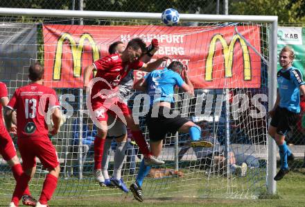 Fussball. Unterliga Ost. Gallizien gegen Grafenstein. Marcel Repnik, Matjaz Lunder (Gallizien), Marcel Guenther Kuster  (Grafenstein). Gallizien, 20.9.2020.
Foto: Kuess
---
pressefotos, pressefotografie, kuess, qs, qspictures, sport, bild, bilder, bilddatenbank