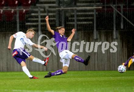 Fussball 2. Liga. SK Austria Klagenfurt gegen Young Violets Austria Wien.  Patrick Greil (Klagenfurt), Matthias Braunoeder (Wien). Klagenfurt, am 25.9.2020.
Foto: Kuess
www.qspictures.net
---
pressefotos, pressefotografie, kuess, qs, qspictures, sport, bild, bilder, bilddatenbank