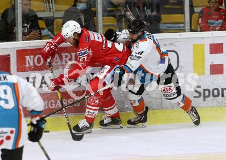 EBEL. Eishockey Bundesliga. KAC gegen	EHC Linz. Hundertpfund Thomas (KAC),  Pelletier Will (Linz). Klagenfurt, am 25.9.2020.
Foto: Kuess
www.qspictures.net

---
pressefotos, pressefotografie, kuess, qs, qspictures, sport, bild, bilder, bilddatenbank