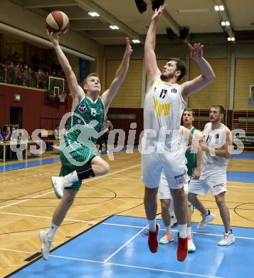 Basketball Zweite Liga 2020/2021. Grunddurchgang 1. Runde. Woerthersee Piraten gegen KOS Celovec. Christof Gspandl (Piraten), Jernej Heine Andolsek (KOS Celovec). Klagenfurt, am 26.9.2020.
Foto: Kuess
www.qspictures.net

---
pressefotos, pressefotografie, kuess, qs, qspictures, sport, bild, bilder, bilddatenbank