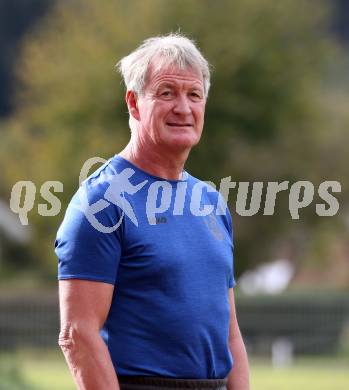 Fussball. Kaerntner Liga. Kraig gegen ATSV Wolfsberg. Trainer Peter Kienleitner (Wolfsberg). Kraig, 26.9.2020.
Foto: Kuess
---
pressefotos, pressefotografie, kuess, qs, qspictures, sport, bild, bilder, bilddatenbank