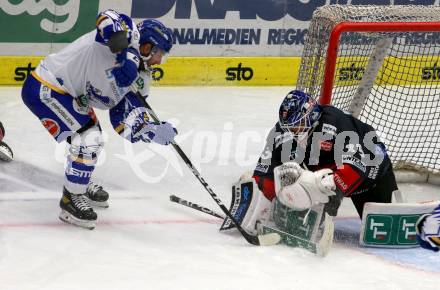 EBEL. Eishockey Bundesliga. VSV gegen HC TWK Innsbruck.  Jerry Pollastrone,  (VSV), Thomas Edward McCollum (Innsbruck). Villach, am 27.9.2020.
Foto: Kuess
www.qspictures.net
---
pressefotos, pressefotografie, kuess, qs, qspictures, sport, bild, bilder, bilddatenbank