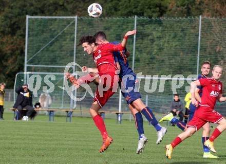 Fussball. Kaerntner Liga. Kraig gegen ATSV Wolfsberg. Michael Spielberger (Kraig), Bastian Rupp (Wolfsberg). Kraig, 26.9.2020.
Foto: Kuess
---
pressefotos, pressefotografie, kuess, qs, qspictures, sport, bild, bilder, bilddatenbank