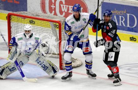 EBEL. Eishockey Bundesliga. VSV gegen HC TWK Innsbruck.  Alexander Schmidt, Raphael Wolf, (VSV), Felix Girard  (Innsbruck). Villach, am 27.9.2020.
Foto: Kuess
www.qspictures.net
---
pressefotos, pressefotografie, kuess, qs, qspictures, sport, bild, bilder, bilddatenbank