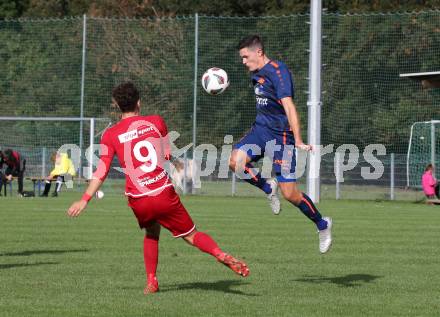 Fussball. Kaerntner Liga. Kraig gegen ATSV Wolfsberg. Michael Spielberger  (Kraig), Bastian Rupp  (Wolfsberg). Kraig, 26.9.2020.
Foto: Kuess
---
pressefotos, pressefotografie, kuess, qs, qspictures, sport, bild, bilder, bilddatenbank
