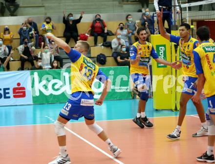 Volleyball. CEV Champions League Volley 2021 - Men First Round. SK Zadruga Aich/Dob gegen Dinamo Moscow.  Jubel Blazej PODLESNY, Maximilian LANDFAHRER, Victor Hugo MIRANDA de ALCANTARA (Aich/Dob). Bleiburg, am 29.9.2020.
Foto: Kuess
www.qspictures.net
---
pressefotos, pressefotografie, kuess, qs, qspictures, sport, bild, bilder, bilddatenbank