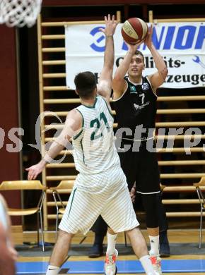 Basketball Zweite Liga 2020/2021. Grunddurchgang 2. Runde. KOS Celovec gegen RAIDERS Tirol. Marin Sliskovic (KOS Celovec), Rene Gradolnik (Tirol). Klagenfurt, am 3.10.2020.
Foto: Kuess
www.qspictures.net

---
pressefotos, pressefotografie, kuess, qs, qspictures, sport, bild, bilder, bilddatenbank