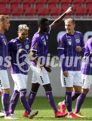 Fussball 2. Liga. SK Austria Klagenfurt gegen FAC Wien. Torjubel Maximiliano Romero Moreira, Mc Moordy King Huether, Benjamin Hadzic (Klagenfurt). Klagenfurt, am 4.10.2020.
Foto: Kuess
www.qspictures.net
---
pressefotos, pressefotografie, kuess, qs, qspictures, sport, bild, bilder, bilddatenbank