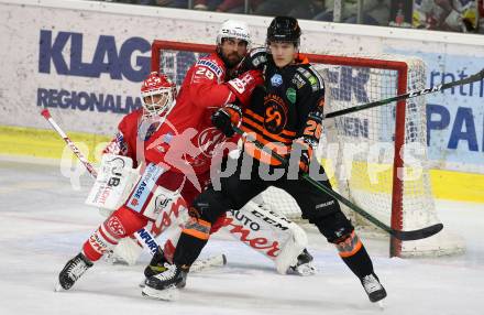 EBEL. Eishockey Bundesliga. KAC gegen	Moser Medical Graz99ers. Martin Schumnig, Sebastian Dahm,  (KAC), Dominik Grafenthin (Graz). Klagenfurt, am 4.10.2020.
Foto: Kuess
www.qspictures.net

---
pressefotos, pressefotografie, kuess, qs, qspictures, sport, bild, bilder, bilddatenbank