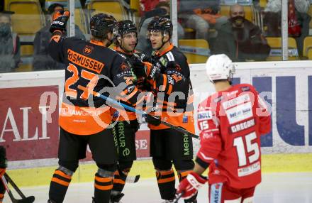 EBEL. Eishockey Bundesliga. KAC gegen	Moser Medical Graz99ers. Torjubel Michael dennis Rasmussen, Joel Broda, Samuel Hunter Fejes (Graz). Klagenfurt, am 4.10.2020.
Foto: Kuess
www.qspictures.net

---
pressefotos, pressefotografie, kuess, qs, qspictures, sport, bild, bilder, bilddatenbank