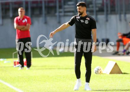 Fussball 2. Liga. SK Austria Klagenfurt gegen FAC Wien.  Trainer Miron Muslic (Wien). Klagenfurt, am 4.10.2020.
Foto: Kuess
www.qspictures.net
---
pressefotos, pressefotografie, kuess, qs, qspictures, sport, bild, bilder, bilddatenbank