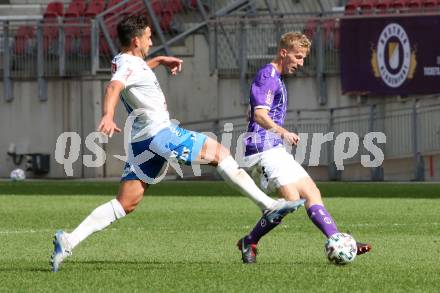 Fussball 2. Liga. SK Austria Klagenfurt gegen FAC Wien. Christopher Cvetko,  (Klagenfurt),  Marco Krainz (Wien). Klagenfurt, am 4.10.2020.
Foto: Kuess
www.qspictures.net
---
pressefotos, pressefotografie, kuess, qs, qspictures, sport, bild, bilder, bilddatenbank