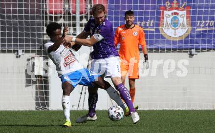 Fussball 2. Liga. SK Austria Klagenfurt gegen FAC Wien.  Markus Rusek (Klagenfurt),  Flavio Dos Santos Dias (Wien). Klagenfurt, am 4.10.2020.
Foto: Kuess
www.qspictures.net
---
pressefotos, pressefotografie, kuess, qs, qspictures, sport, bild, bilder, bilddatenbank