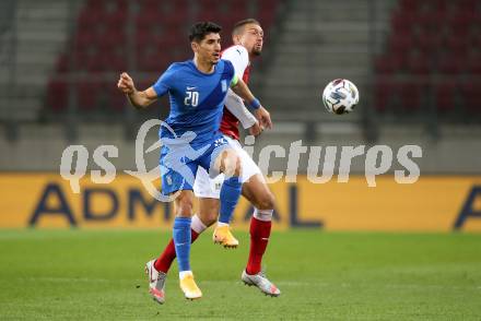 Fussball Laenderspiel. Oesterreich gegen Griechenland. Stefan Ilsanker,  (Oesterreich), Petros Mantalos (Griechenland). Klagenfurt Woerthersee Stadion, am 7.10.2020.
Foto: Kuess
www.qspictures.net
---
pressefotos, pressefotografie, kuess, qs, qspictures, sport, bild, bilder, bilddatenbank