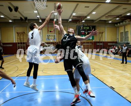 Basketball Zweite Liga 2020/2021. Grunddurchgang 3. Runde. Woerthersee Piraten gegen  RAIDERS Tirol. Alen Repac,  (Piraten), Rene Gradolnik (Tirol). Klagenfurt, am 10.10.2020.
Foto: Kuess
www.qspictures.net

---
pressefotos, pressefotografie, kuess, qs, qspictures, sport, bild, bilder, bilddatenbank