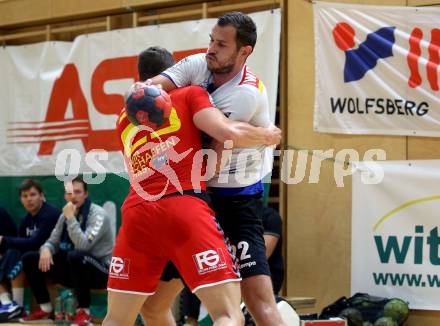 Handball. HLA. SC Kelag Ferlach gegen UHK Krems. Dean Pomorisac,  (Ferlach), Gunnar Prokop (Krems). Ferlach, am 9.10.2020.
Foto: Kuess
---
pressefotos, pressefotografie, kuess, qs, qspictures, sport, bild, bilder, bilddatenbank