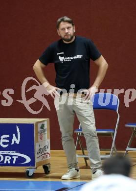 Basketball Zweite Liga 2020/2021. Grunddurchgang 3. Runde. Woerthersee Piraten gegen  RAIDERS Tirol. Trainer Amir Medinov (Tirol). Klagenfurt, am 10.10.2020.
Foto: Kuess
www.qspictures.net

---
pressefotos, pressefotografie, kuess, qs, qspictures, sport, bild, bilder, bilddatenbank