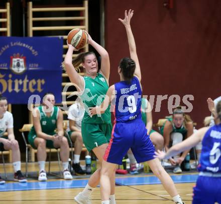 Basketball Damen Superliga 2020/2021. Grunddurchgang 2. Runde.  KOS Celovec Damen gegen UBSC-DBBC Graz.  Nikolina Sofric (KOS Celovec),  Maria Repelnig (Graz). Klagenfurt, am 11.10.2020.
Foto: Kuess
www.qspictures.net

---
pressefotos, pressefotografie, kuess, qs, qspictures, sport, bild, bilder, bilddatenbank
