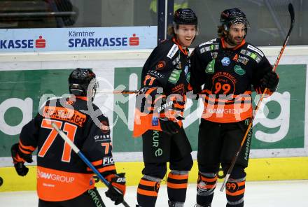 EBEL. Eishockey Bundesliga. VSV gegen Moser Medical Graz99ers.  Torjubel Philipp Lindner, Travis Oleksuk, Erik Kirchschlaeger (Graz). Villach, am 11.10.2020.
Foto: Kuess
www.qspictures.net
---
pressefotos, pressefotografie, kuess, qs, qspictures, sport, bild, bilder, bilddatenbank