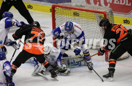 EBEL. Eishockey Bundesliga. VSV gegen Moser Medical Graz99ers.  Alexander Schmidt, Jamie Fraser (VSV), Kevin Moderer, Joel Broda (Graz). Villach, am 11.10.2020.
Foto: Kuess
www.qspictures.net
---
pressefotos, pressefotografie, kuess, qs, qspictures, sport, bild, bilder, bilddatenbank