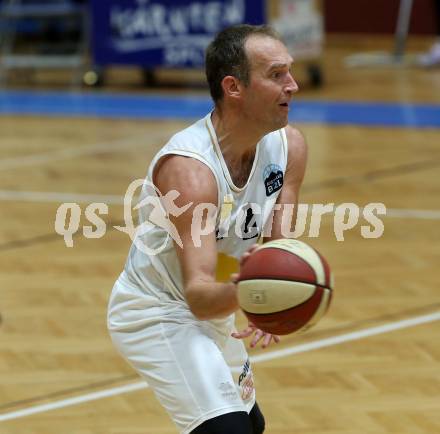 Basketball Zweite Liga 2020/2021. Grunddurchgang 3. Runde. Woerthersee Piraten gegen  RAIDERS Tirol. Samo Udrih (Piraten). Klagenfurt, am 10.10.2020.
Foto: Kuess
www.qspictures.net

---
pressefotos, pressefotografie, kuess, qs, qspictures, sport, bild, bilder, bilddatenbank