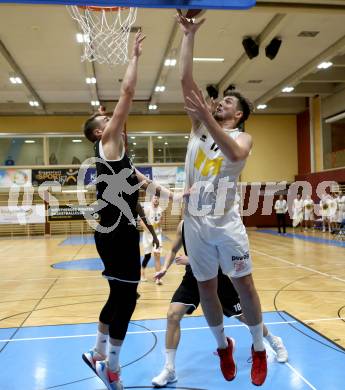 Basketball Zweite Liga 2020/2021. Grunddurchgang 3. Runde. Woerthersee Piraten gegen  RAIDERS Tirol. Christof Gspandl,  (Piraten), Rene Gradolnik (Tirol). Klagenfurt, am 10.10.2020.
Foto: Kuess
www.qspictures.net

---
pressefotos, pressefotografie, kuess, qs, qspictures, sport, bild, bilder, bilddatenbank