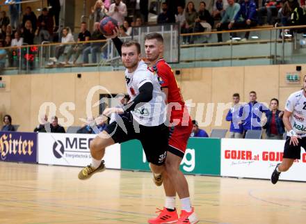 Handball. HLA. SC Kelag Ferlach gegen UHK Krems. Matic Kotar,  (Ferlach),  Gasper Hrastnik (Krems). Ferlach, am 9.10.2020.
Foto: Kuess
---
pressefotos, pressefotografie, kuess, qs, qspictures, sport, bild, bilder, bilddatenbank