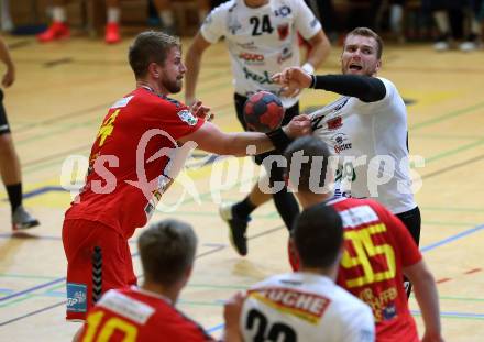 Handball. HLA. SC Kelag Ferlach gegen UHK Krems. Matic Kotar, (Ferlach),  Fabian Posch  (Krems). Ferlach, am 9.10.2020.
Foto: Kuess
---
pressefotos, pressefotografie, kuess, qs, qspictures, sport, bild, bilder, bilddatenbank