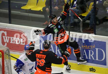 EBEL. Eishockey Bundesliga. VSV gegen Moser Medical Graz99ers.  Torjubel Samuel Hunter Fejes, Adis Alagic (Graz). Villach, am 11.10.2020.
Foto: Kuess
www.qspictures.net
---
pressefotos, pressefotografie, kuess, qs, qspictures, sport, bild, bilder, bilddatenbank