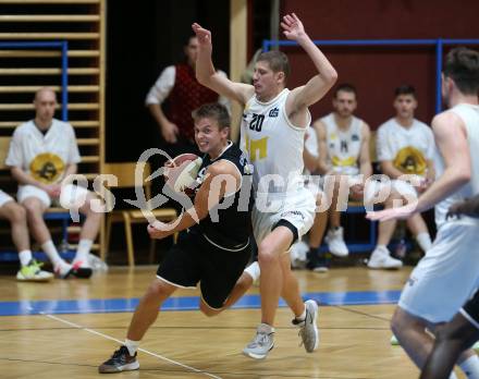 Basketball Zweite Liga 2020/2021. Grunddurchgang 3. Runde. Woerthersee Piraten gegen  RAIDERS Tirol. Tevz Ruzic, (Piraten), Elvic Keric  (Tirol). Klagenfurt, am 10.10.2020.
Foto: Kuess
www.qspictures.net

---
pressefotos, pressefotografie, kuess, qs, qspictures, sport, bild, bilder, bilddatenbank