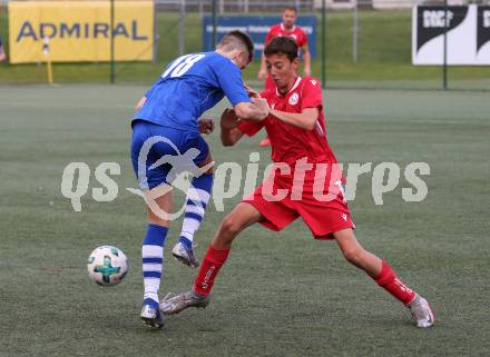 Fussball. 2. Klasse A. Spittal/Drau 1b gegen Ainet. Tobias Tollschein (Spittal),  Martin Lang (Ainet). Spittal, 10.10.2020.
Foto: Kuess
---
pressefotos, pressefotografie, kuess, qs, qspictures, sport, bild, bilder, bilddatenbank