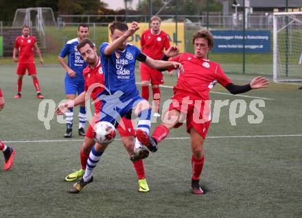 Fussball. 2. Klasse A. Spittal/Drau 1b gegen Ainet. Kai-Jonas Tscheru  (Spittal),  Mathias Jost  (Ainet). Spittal, 10.10.2020.
Foto: Kuess
---
pressefotos, pressefotografie, kuess, qs, qspictures, sport, bild, bilder, bilddatenbank