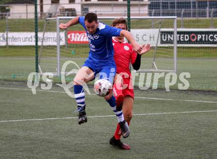 Fussball. 2. Klasse A. Spittal/Drau 1b gegen Ainet. Kai-Jonas Tscheru  (Spittal),  Emanuel Johannes Lenzhofer (Ainet). Spittal, 10.10.2020.
Foto: Kuess
---
pressefotos, pressefotografie, kuess, qs, qspictures, sport, bild, bilder, bilddatenbank