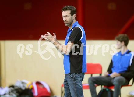 Volleyball Bundesliga. Woerthersee Loewen gegen UVC Ried. Trainer  KEFER Dominik (UVC Ried).  Klagenfurt, am 7.11.2020.
Foto: Kuess
---
pressefotos, pressefotografie, kuess, qs, qspictures, sport, bild, bilder, bilddatenbank
