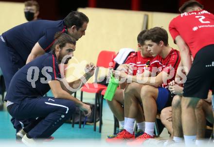 Volleyball Bundesliga. Woerthersee Loewen gegen UVC Ried. Trainer KOTSILIANOS Georgios (Woerthersee Loewen).  Klagenfurt, am 7.11.2020.
Foto: Kuess
---
pressefotos, pressefotografie, kuess, qs, qspictures, sport, bild, bilder, bilddatenbank