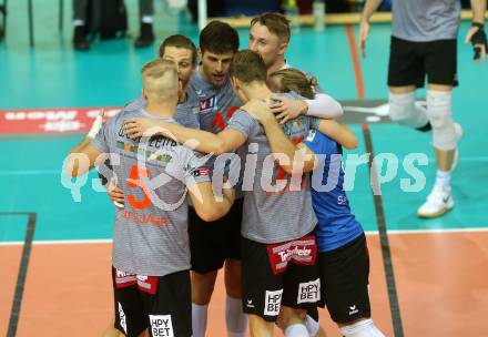 Volleyball Bundesliga. Woerthersee Loewen gegen UVC Ried.  Jubel  (UVC Ried).  Klagenfurt, am 7.11.2020.
Foto: Kuess
---
pressefotos, pressefotografie, kuess, qs, qspictures, sport, bild, bilder, bilddatenbank