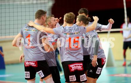Volleyball Bundesliga. Woerthersee Loewen gegen UVC Ried.  Jubel (UVC Ried).  Klagenfurt, am 7.11.2020.
Foto: Kuess
---
pressefotos, pressefotografie, kuess, qs, qspictures, sport, bild, bilder, bilddatenbank