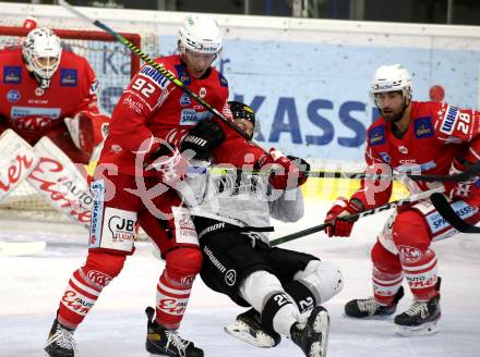EBEL. Eishockey Bundesliga. KAC gegen	Dornbirn Bulldogs. Clemens Unterweger, Martin Schumnig,  (KAC), William Charles Raspuzzi (Dornbirn). Klagenfurt, am 9.11.2020.
Foto: Kuess
www.qspictures.net

---
pressefotos, pressefotografie, kuess, qs, qspictures, sport, bild, bilder, bilddatenbank
