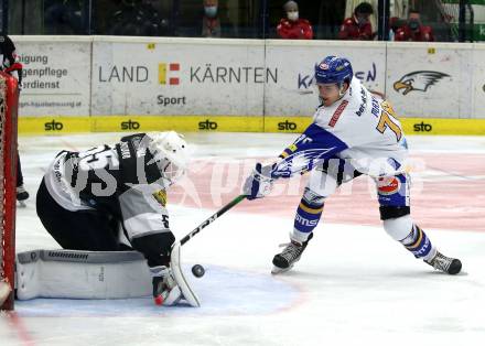 EBEL. Eishockey Bundesliga. VSV gegen Dornbirn Bulldogs.  Felix Maxa,  (VSV), Oskar Oestlund (Dornbirn). Villach, am 10.11.2020.
Foto: Kuess
www.qspictures.net
---
pressefotos, pressefotografie, kuess, qs, qspictures, sport, bild, bilder, bilddatenbank