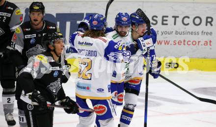 EBEL. Eishockey Bundesliga. VSV gegen Dornbirn Bulldogs. Torjubel Matt Mangene, Felix Maxa, Patrick Bjorkstrand  (VSV). Villach, am 10.11.2020.
Foto: Kuess
www.qspictures.net
---
pressefotos, pressefotografie, kuess, qs, qspictures, sport, bild, bilder, bilddatenbank