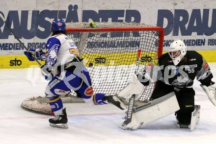 EBEL. Eishockey Bundesliga. VSV gegen Dornbirn Bulldogs.  Martin Ulmer,  (VSV),  Oskar Oestlund (Dornbirn). Villach, am 10.11.2020.
Foto: Kuess
www.qspictures.net
---
pressefotos, pressefotografie, kuess, qs, qspictures, sport, bild, bilder, bilddatenbank
