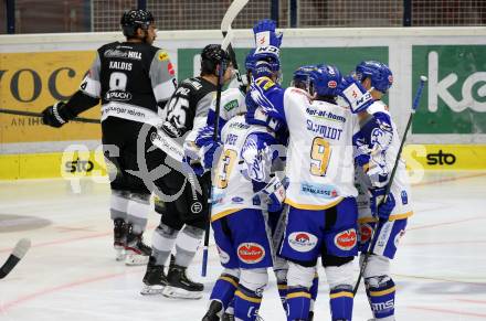 EBEL. Eishockey Bundesliga. VSV gegen Dornbirn Bulldogs.  Torjubel Martin Ulmer, Jordan Caron, Sahir Gill, Kevin Schmidt, Jamie Fraser (VSV). Villach, am 10.11.2020.
Foto: Kuess
www.qspictures.net
---
pressefotos, pressefotografie, kuess, qs, qspictures, sport, bild, bilder, bilddatenbank