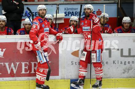 EBEL. Eishockey Bundesliga. KAC gegen	Hydro Fehervar AV 19. Fredrik Eriksson, Martin Schumnig (KAC). Klagenfurt, am 12.11.2020.
Foto: Kuess
www.qspictures.net

---
pressefotos, pressefotografie, kuess, qs, qspictures, sport, bild, bilder, bilddatenbank