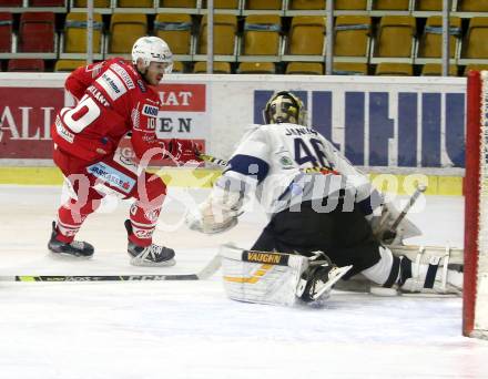 EBEL. Eishockey Bundesliga. KAC gegen	Hydro Fehervar AV 19. Thomas Vallant, (KAC), Jaroslav Janus   (Alba Volan). Klagenfurt, am 12.11.2020.
Foto: Kuess
www.qspictures.net

---
pressefotos, pressefotografie, kuess, qs, qspictures, sport, bild, bilder, bilddatenbank