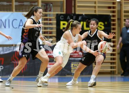 Basketball Damen Superliga 2020/2021. Grunddurchgang 5. Runde.  KOS Celovec Damen gegen Vienna United PSV Capricorns. Monika Ristic, (KOS Celovec), Agueda Trujillo, Carina Rabitsch (Vienna). Klagenfurt, am 14.11.2020.
Foto: Kuess
www.qspictures.net

---
pressefotos, pressefotografie, kuess, qs, qspictures, sport, bild, bilder, bilddatenbank