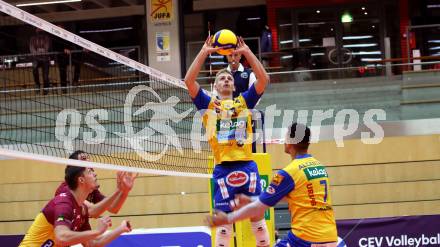 Volleyball. CEV Cup. SK Zadruga Aich/Dob gegen VK Dukla Liberec (CZE).   Blazej Podlesny (Aich/Dob). Bleiburg, am 18.11.2020.
Foto: Kuess
www.qspictures.net
---
pressefotos, pressefotografie, kuess, qs, qspictures, sport, bild, bilder, bilddatenbank